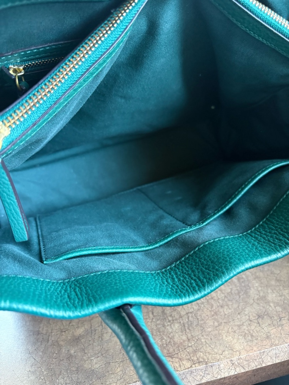 Tory Burch Emerald Green Pebbled Leather Satchel with Gold Hardware - Picture 9 of 10